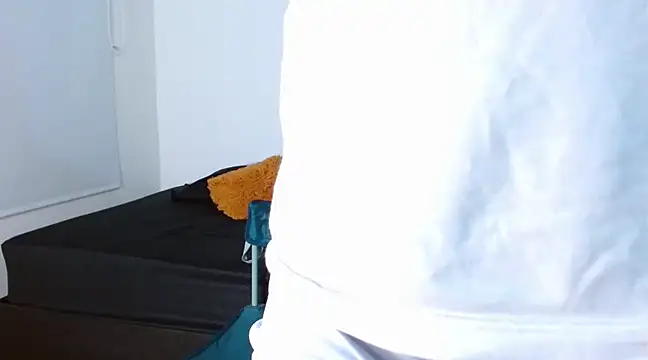 frank myles online show from February 12, 2025, 2:14 am