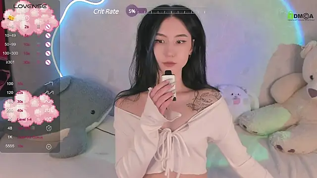 Snapshot of EmmaHixLove chatting on February 26, 2025, 1:11 pm EmmaHixLove online show from February 26, 2025, 1:11 pm