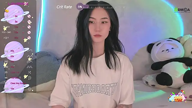 Snapshot of EmmaHixLove chatting on February 19, 2025, 4:55 pm EmmaHixLove online show from February 19, 2025, 4:55 pm