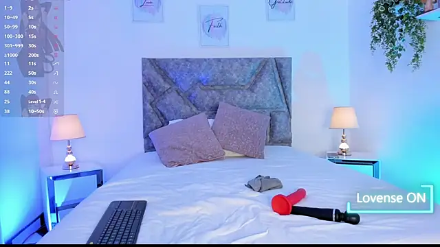 emilycat 777 online show from December 22, 2025, 5:51 am