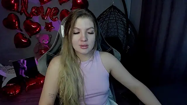 lily williamss online show from February 18, 2025, 3:10 am