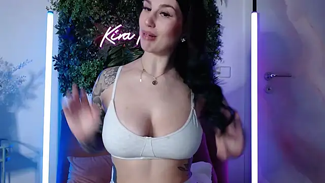 KiraKane1 online show from March 10, 2025, 10:18 am