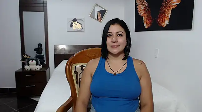 EmilyPeytonn online show from March 4, 2025, 9:11 pm