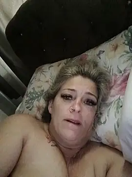 Snapshot of marcialoira chatting on September 26, 2025, 12:23 pm marcialoira online show from September 26, 2025, 12:23 pm