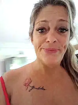 Snapshot of marcialoira chatting on March 20, 2025, 11:12 pm marcialoira online show from March 20, 2025, 11:12 pm