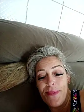 marcialoira online show from January 17, 2026, 3:04 pm