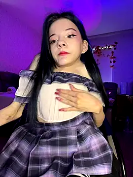 Snapshot of MiniSophiaa chatting on September 24, 2025, 10:11 am MiniSophiaa online show from September 24, 2025, 10:11 am