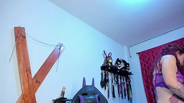 Snapshot of Laureen_hill chatting on January 20, 2025, 1:50 am Laureen hill online show from January 20, 2025, 1:50 am