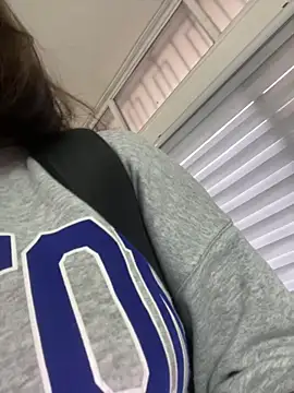 Lia sex69 online show from March 7, 2025, 12:01 pm