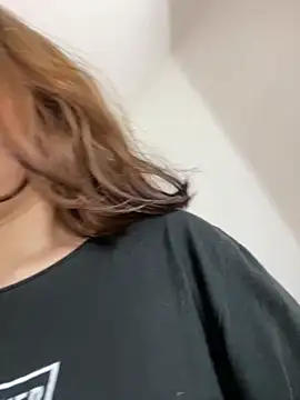 Lia sex69 online show from February 27, 2025, 12:01 pm