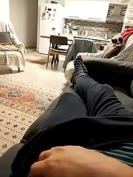 xozox online show from January 1, 2025, 1:47 am