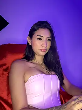 Snapshot of _Aura- chatting on September 28, 2025, 2:29 am Aura- online show from September 28, 2025, 2:29 am