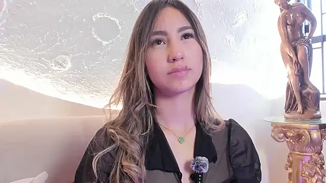  Emma Valka online show from October 19, 2025, 7:38 pm