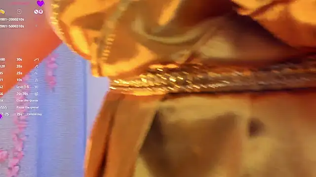 miahkumar online show from April 14, 2026, 8:03 pm