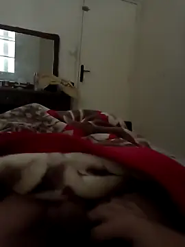 Hot Boy 2004 online show from January 2, 2025, 1:08 pm