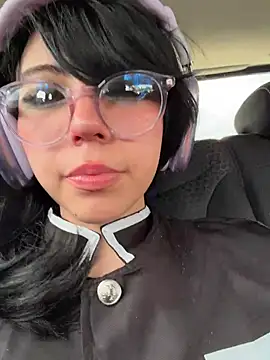 Purplee Baby online show from November 2, 2025, 8:14 pm