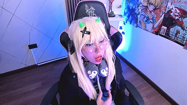 Purplee Baby online show from February 19, 2025, 7:59 pm