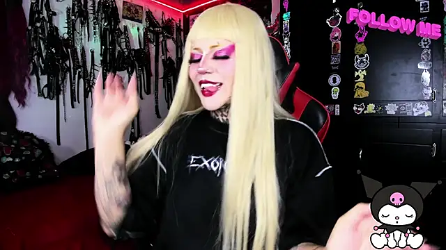 Snapshot of jannaink_ chatting on October 10, 2025, 9:37 pm jannaink online show from October 10, 2025, 9:37 pm