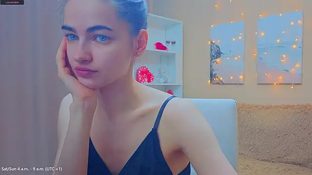 AstoriyaNight online show from March 22, 2026, 3:10 am