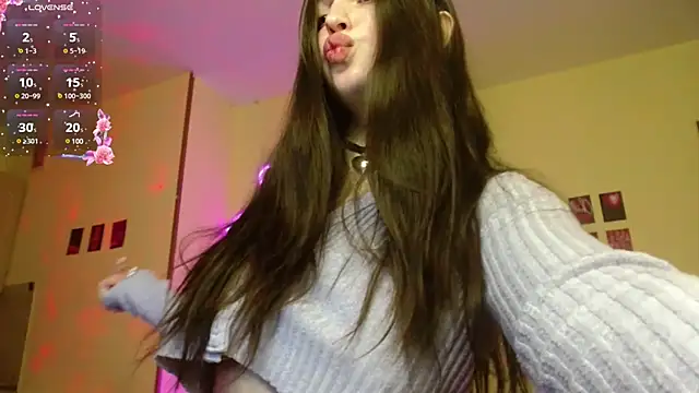 Snapshot of cherry_crushhh chatting on March 19, 2025, 9:58 pm cherry crushhh online show from March 19, 2025, 9:58 pm