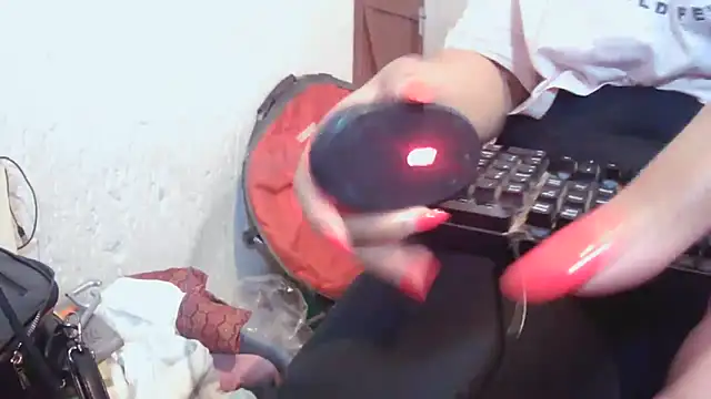 Snapshot of BustyThickyAss chatting on September 17, 2025, 4:53 pm BustyThickyAss online show from September 17, 2025, 4:53 pm