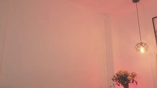 Snapshot of Andy_and_emma chatting on October 19, 2025, 12:52 pm Andy and emma online show from October 19, 2025, 12:52 pm