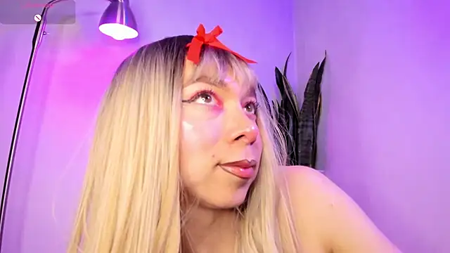 Snapshot of victoria_qq chatting on October 18, 2025, 8:44 pm victoria qq online show from October 18, 2025, 8:44 pm