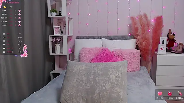 Snapshot of PornoGirlX chatting on February 15, 2025, 9:17 pm PornoGirlX online show from February 15, 2025, 9:17 pm