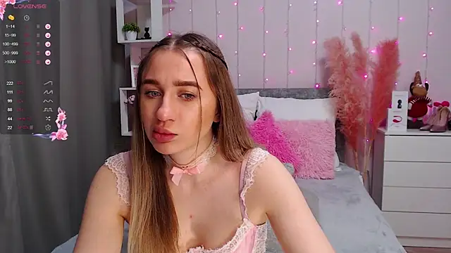 Snapshot of PornoGirlX chatting on February 11, 2025, 6:44 pm PornoGirlX online show from February 11, 2025, 6:44 pm