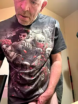 TXCowboy420 online show from October 16, 2025, 10:51 pm