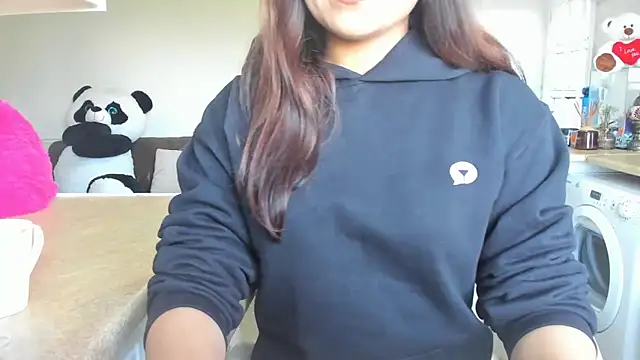 winterforu online show from January 29, 2025, 2:32 pm