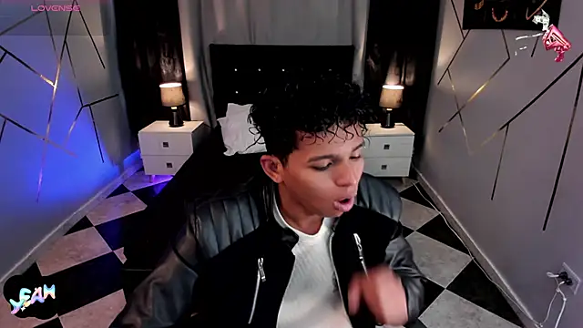 Snapshot of Noah_Smith04 chatting on January 31, 2025, 12:51 pm Noah Smith04 online show from January 31, 2025, 12:51 pm