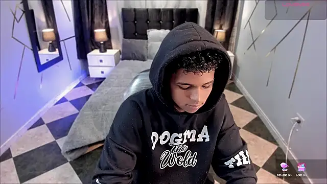 Snapshot of Noah_Smith04 chatting on March 15, 2025, 1:07 pm Noah Smith04 online show from March 15, 2025, 1:07 pm