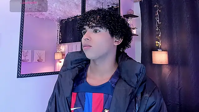 Noah Smith04 online show from November 18, 2025, 12:19 pm