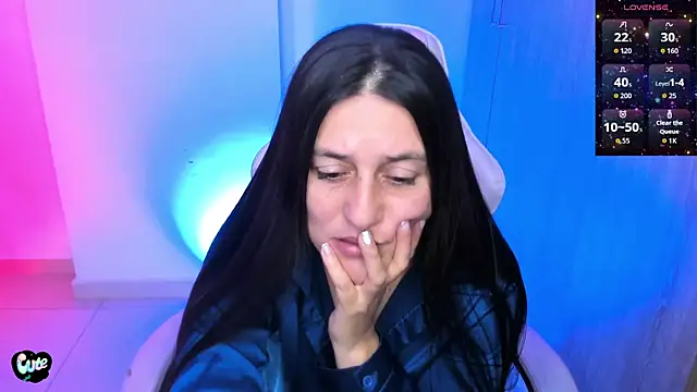 Saskyaa online show from May 17, 2026, 3:28 am