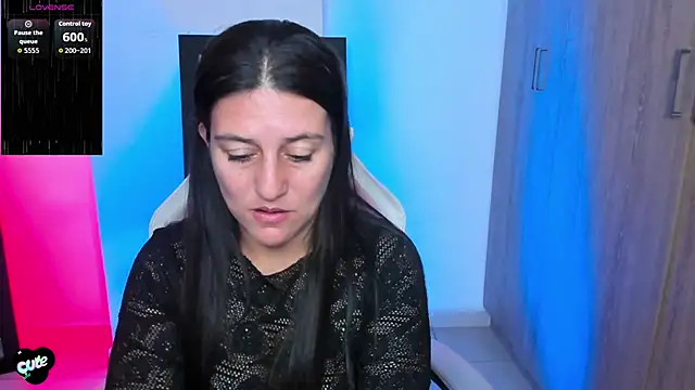 Saskyaa online show from October 1, 2025, 2:06 am