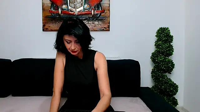 Snapshot of Taissa4U chatting on October 25, 2025, 6:41 pm Taissa4U online show from October 25, 2025, 6:41 pm