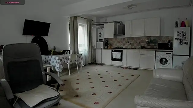 ZackFraser online show from November 12, 2025, 9:13 am