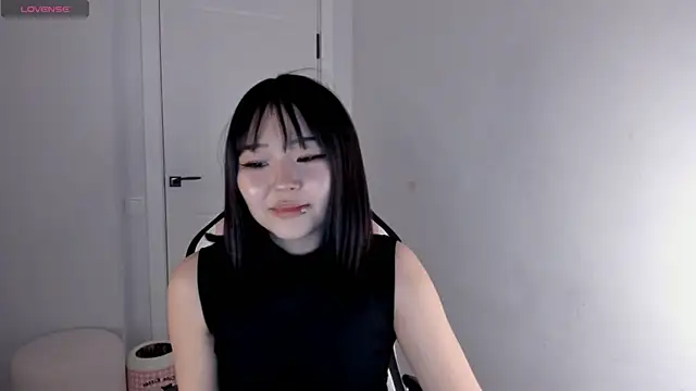 hee young11 online show from November 29, 2025, 6:02 am