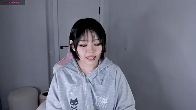 Snapshot of hee_young11 chatting on February 5, 2026, 10:16 pm hee young11 online show from February 5, 2026, 10:16 pm