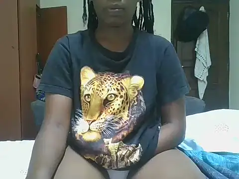 Sweetchoco5 online show from March 7, 2026, 7:08 pm