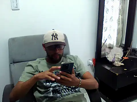 MisterSexCasual online show from April 14, 2026, 10:26 pm