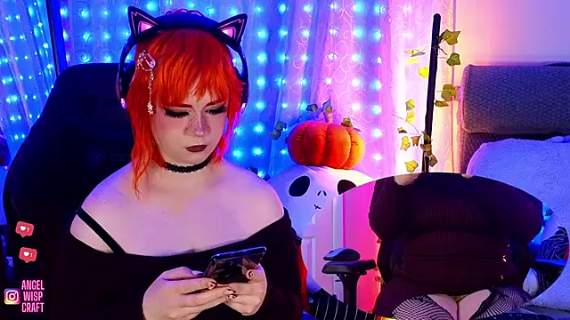 Angel-Lewd-Cake online show from February 23, 2025, 8:49 am