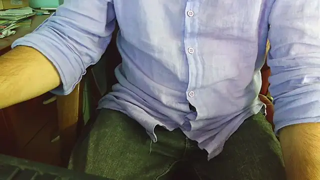 smoothandtiny online show from September 28, 2025, 7:15 am