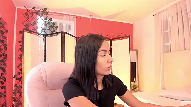 Snapshot of your_khloe chatting on September 22, 2025, 12:22 pm your khloe online show from September 22, 2025, 12:22 pm