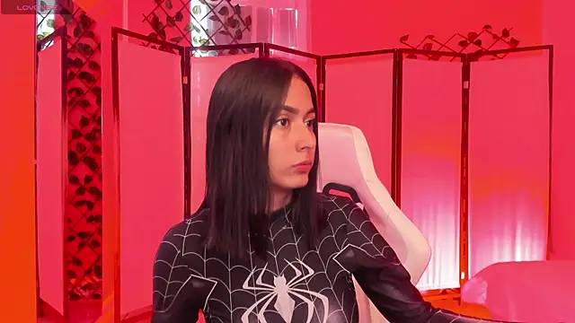 Snapshot of your_khloe chatting on October 7, 2025, 1:01 pm your khloe online show from October 7, 2025, 1:01 pm