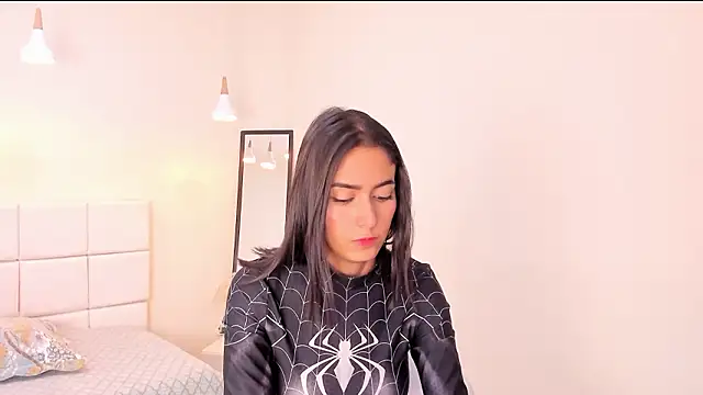 Snapshot of your_khloe chatting on February 26, 2026, 2:28 pm your khloe online show from February 26, 2026, 2:28 pm