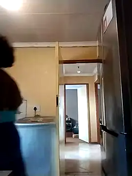 Snapshot of MATUREBUSSTY chatting on October 11, 2025, 9:43 am MATUREBUSSTY online show from October 11, 2025, 9:43 am