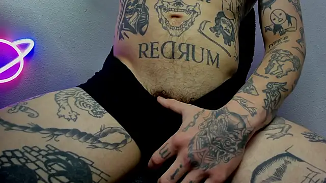 layneinchains online show from November 20, 2025, 8:26 am