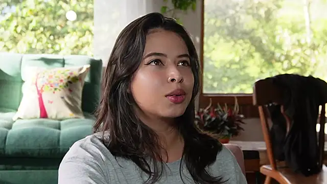 Kozzy  online show from December 4, 2025, 9:25 pm